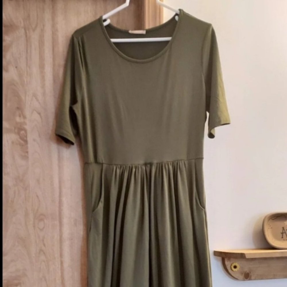 Reb & J Maxi